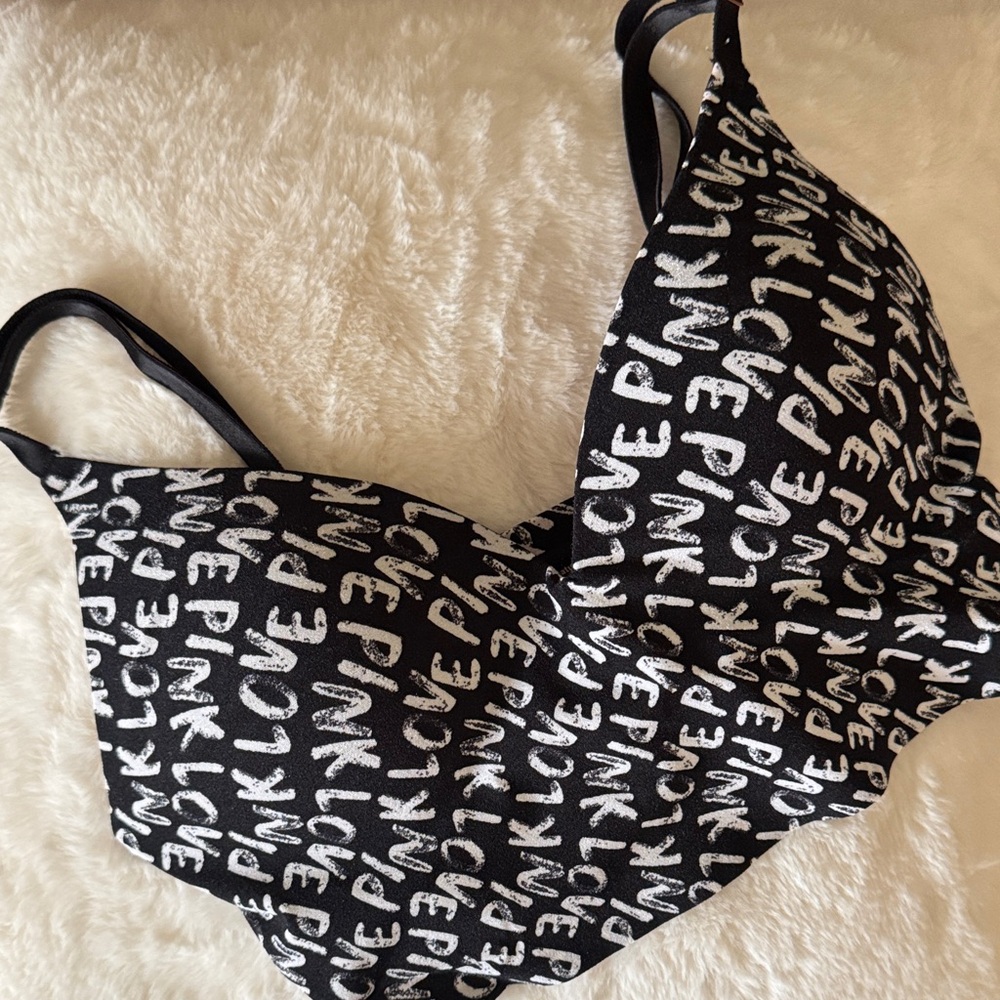 Victoria's Secret PINK Black & White Logo Wireless Push-Up Bra
